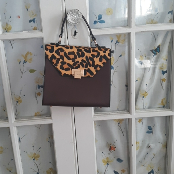 Purse - Picture 1 of 4